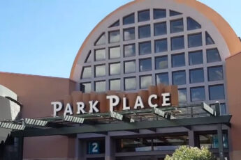 Secrets of Park Place Mall: The Evolution of Tucson, AZ's Most Resilient Mall 4 Park Place (Tucson, Arizona)