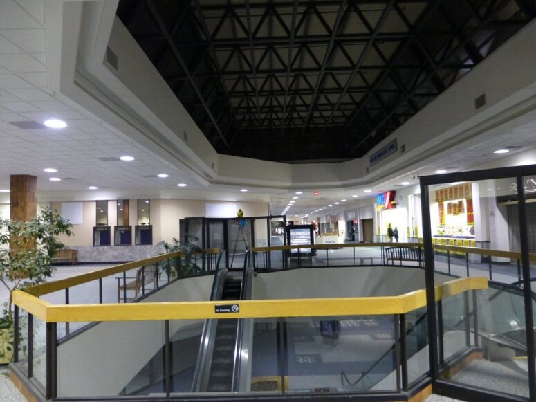 Inside Parkway Center Mall in Pittsburgh, PA: Shocking Rise, Sudden Collapse, and Silent Ruins