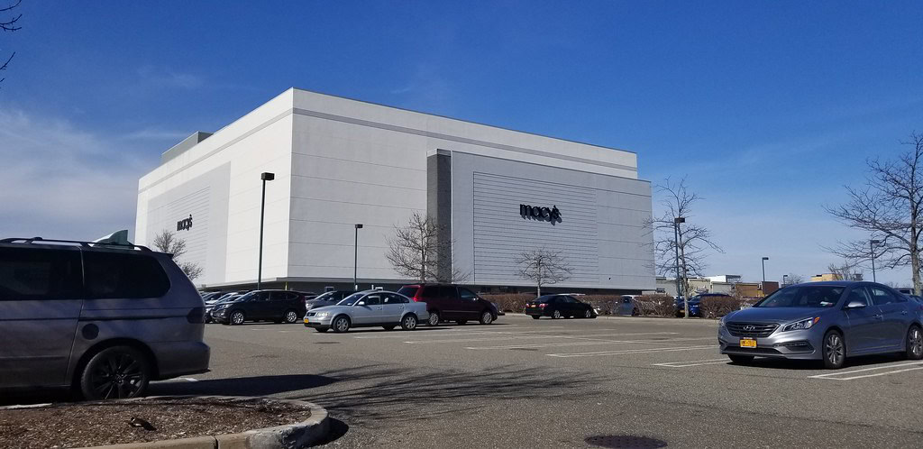 Inside Broadway Commons in Hicksville, NY: the 1956 mall that refuses to stay the same 15 Broadway Mall