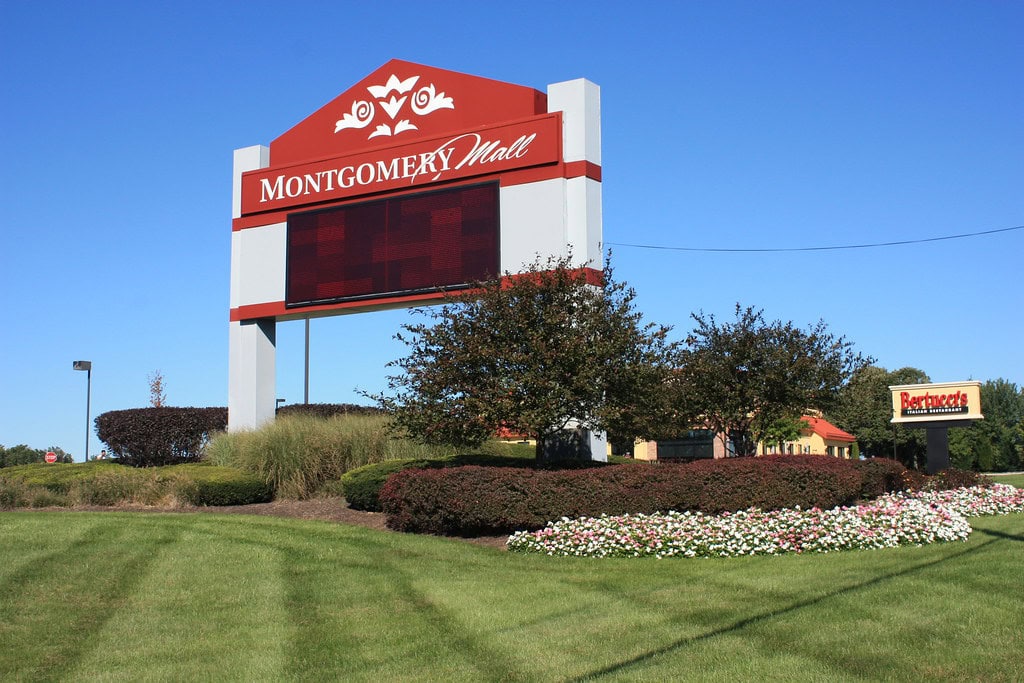 Montgomery Mall in Montgomeryville, PA Is Still Open, but the Walk-Through Is a Real Shock Now 15 Montgomery Mall