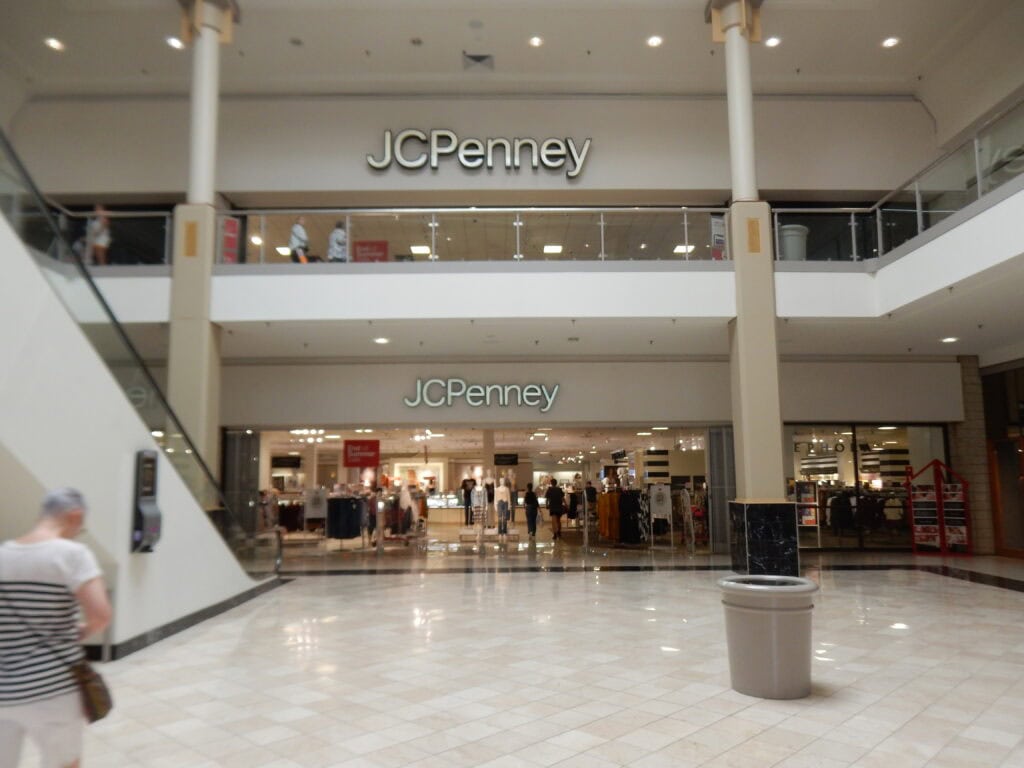 Montgomery Mall in Montgomeryville, PA Is Still Open, but the Walk-Through Is a Real Shock Now 16 Montgomery Mall