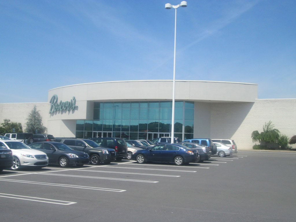 Susquehanna Valley Mall, Selinsgrove, PA, hit with anchor closures - so why is it still open? 15 Susquehanna Valley Mall