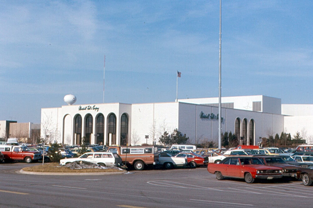 CherryVale Mall, Rockford, IL: the surprising story of a 1973 mall that refused to fade 15 CherryVale Mall