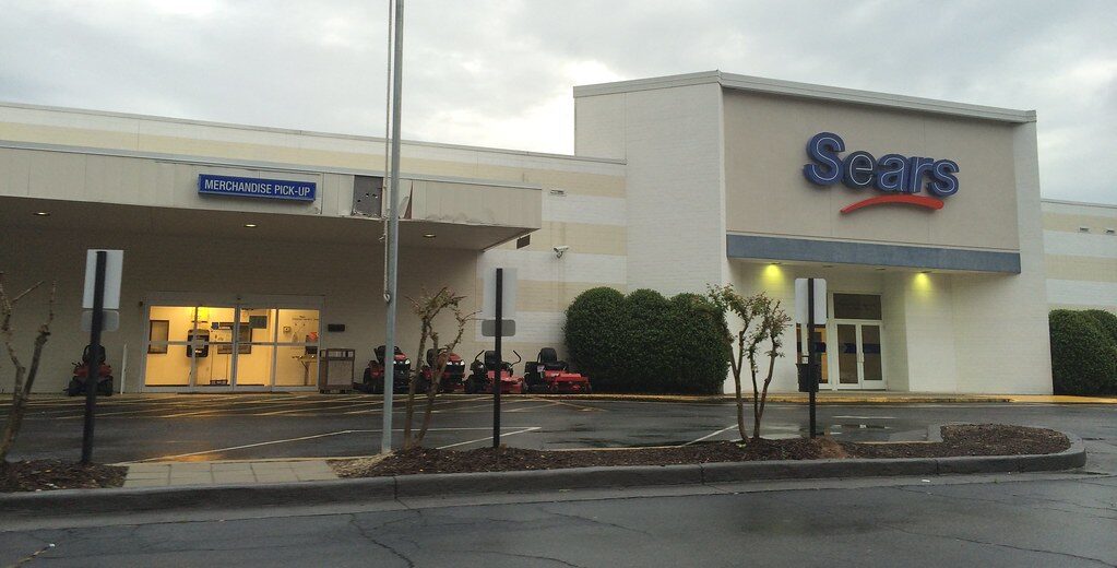 What really happened at Lakeshore Mall in Gainesville, GA - from packed halls to rebuild 16 Lakeshore Mall Gainesville