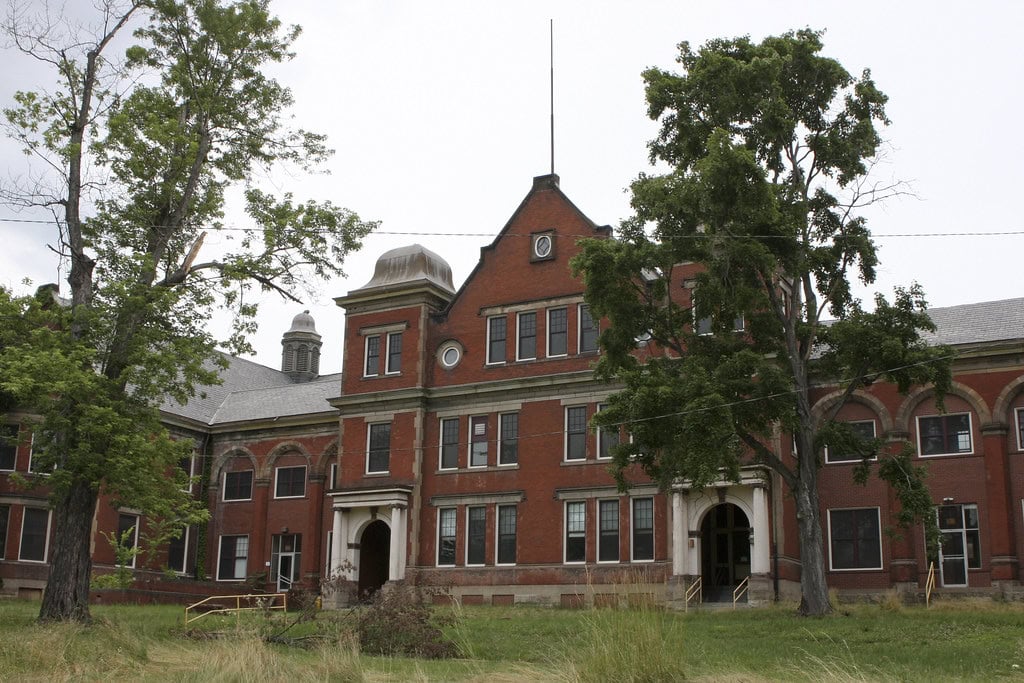 Inside Mayview State Hospital near Pittsburgh, PA - the massive campus that vanished 2 Inside Mayview State Hospital near Pittsburgh, PA - the massive campus that vanished
