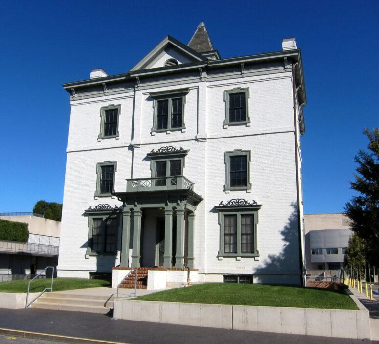 Robinson House in Richmond, VA, Looks Quiet Now, But Its Past is Far Stranger Than It Seems
