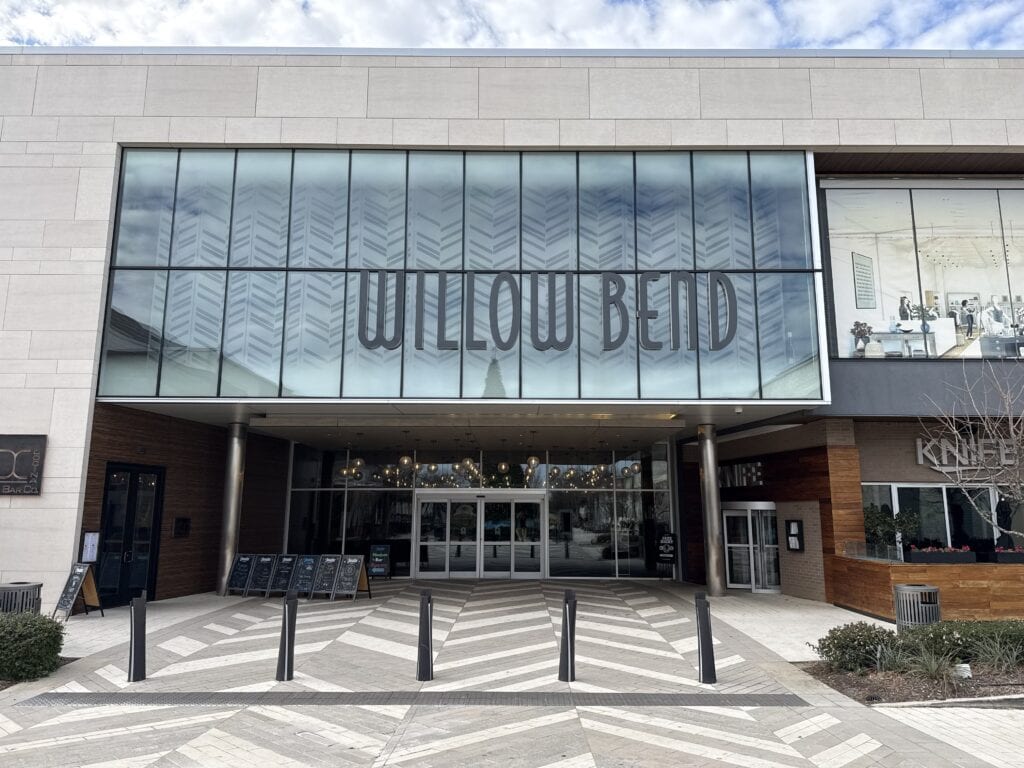 The Shops at Willow Bend