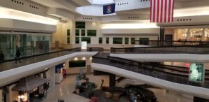 US Malls 423 Fairlane Town Center