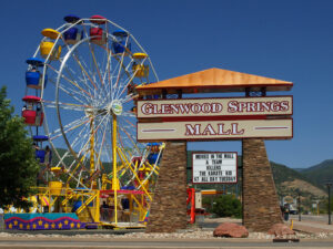 US Malls 144 Glenwood Springs Mall