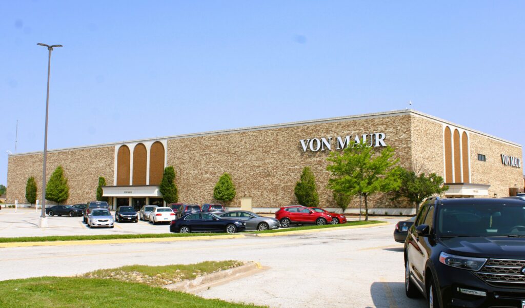 SouthPark Mall In Moline, IL Has Changed More Than Most Shoppers Realize 13 SouthPark Mall