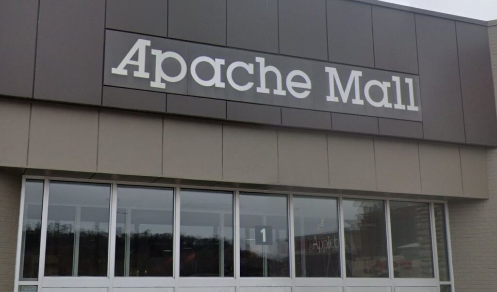Apache Mall in Rochester, MN: Once Packed, Now Changing, Still Standing 11 Apache Mall