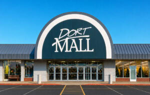 US Malls 453 Dort Mall in Flint, MI