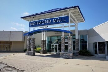 Richmond Square Mall