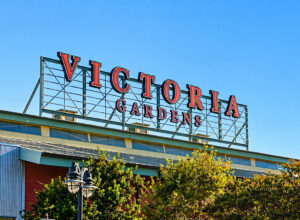US Malls 53 Victoria Gardens