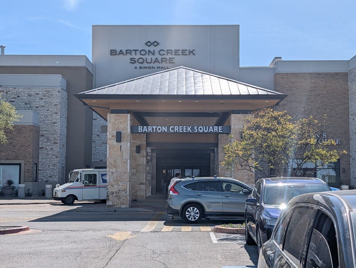 Barton Creek Square Northeast Entrance