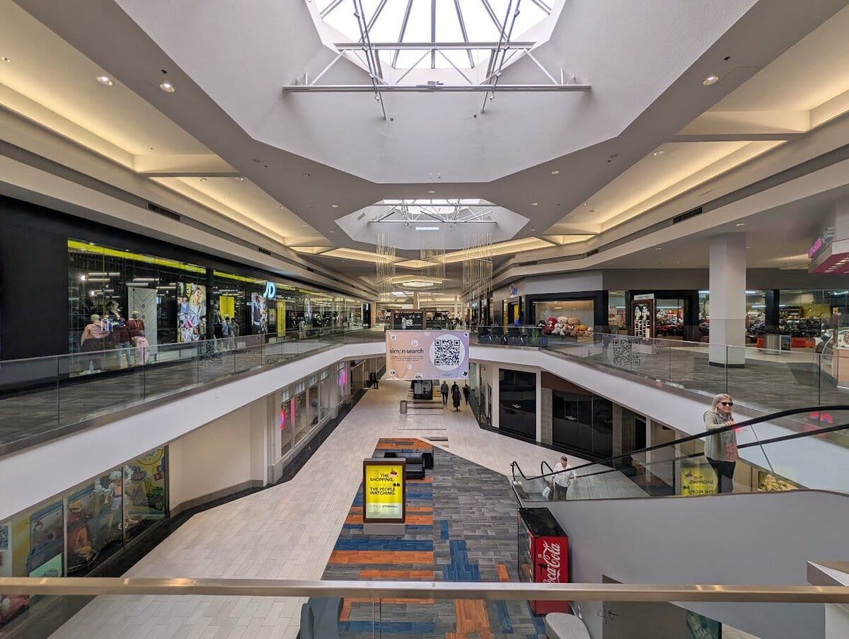 Barton Creek Square Sears Court