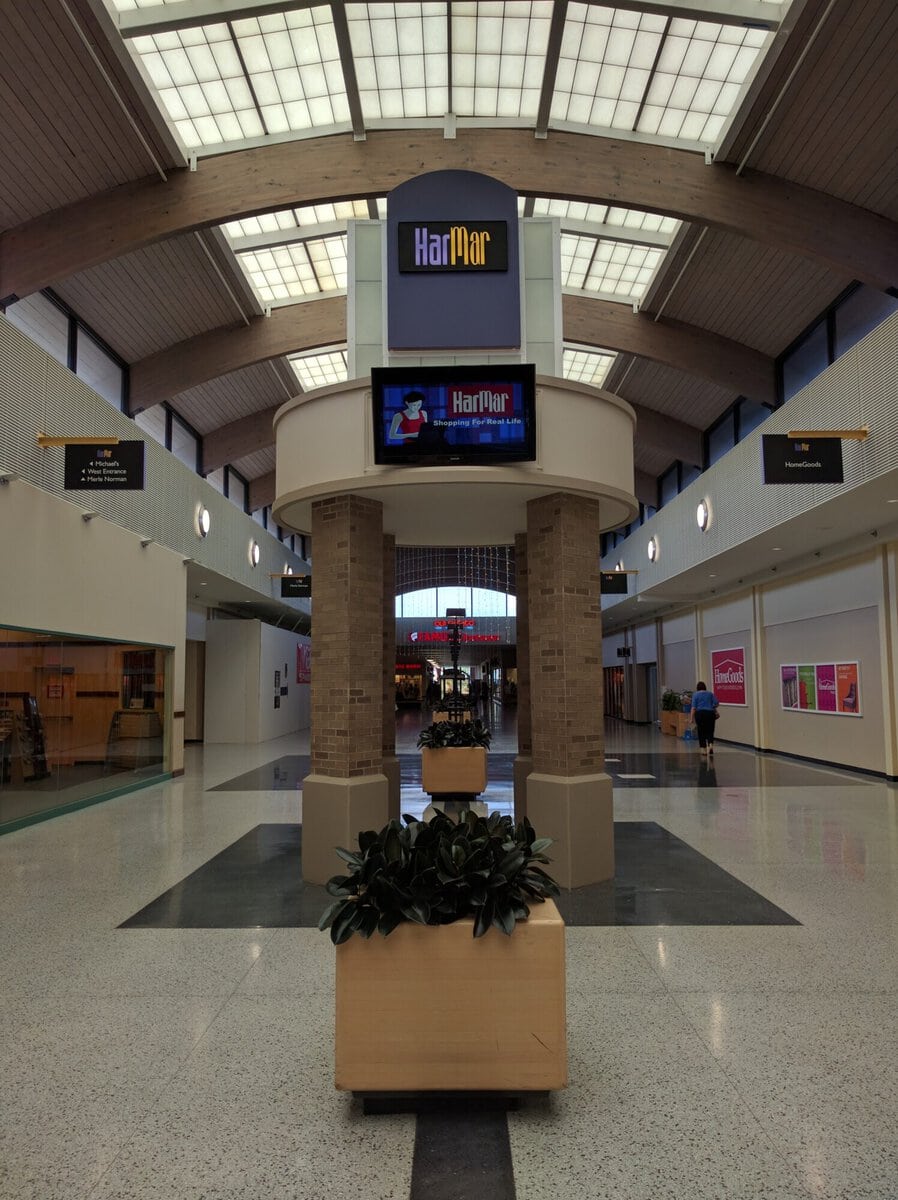 HarMar Mall