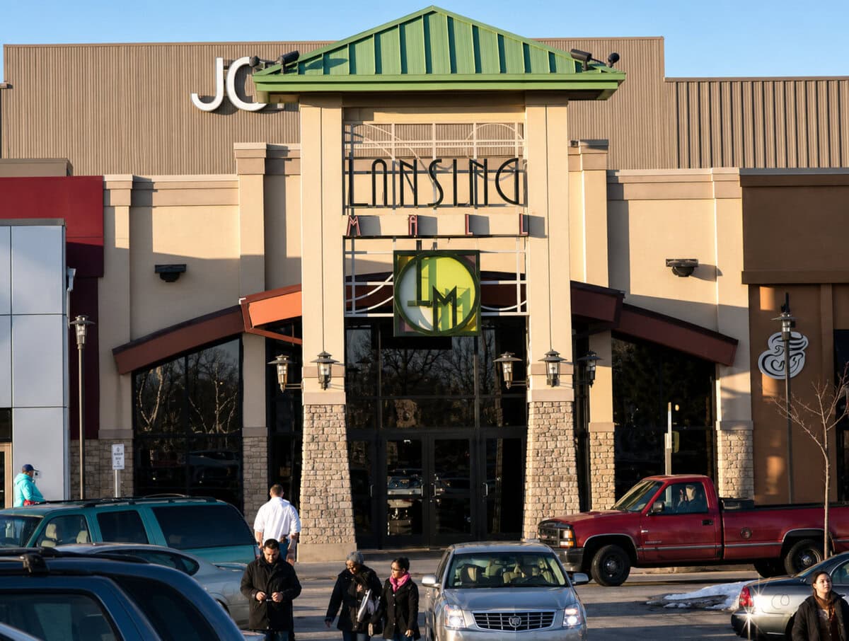 Lansing Mall Entrance
