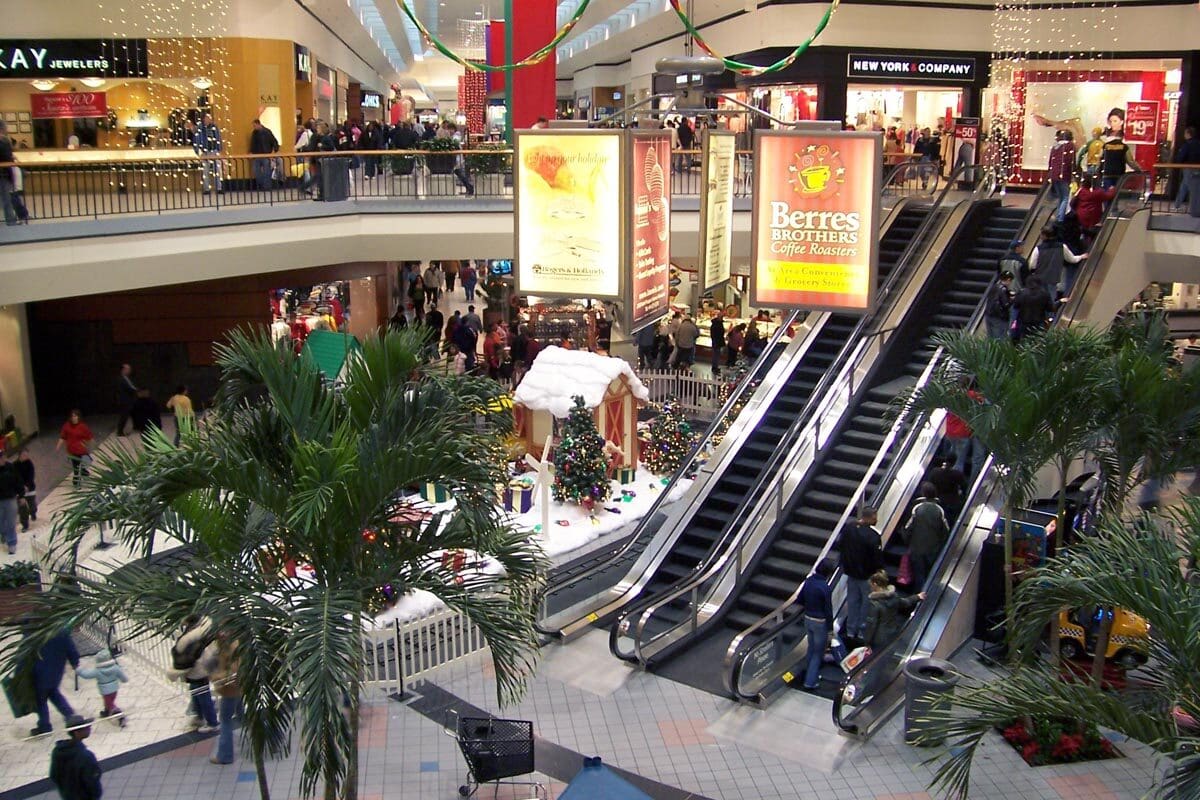 Southridge Mall, Greendale