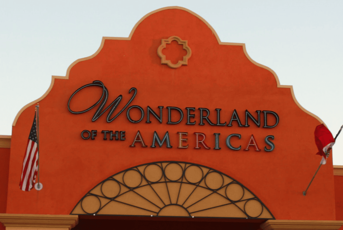 Wonderland of the Americas in San Antonio, TX
