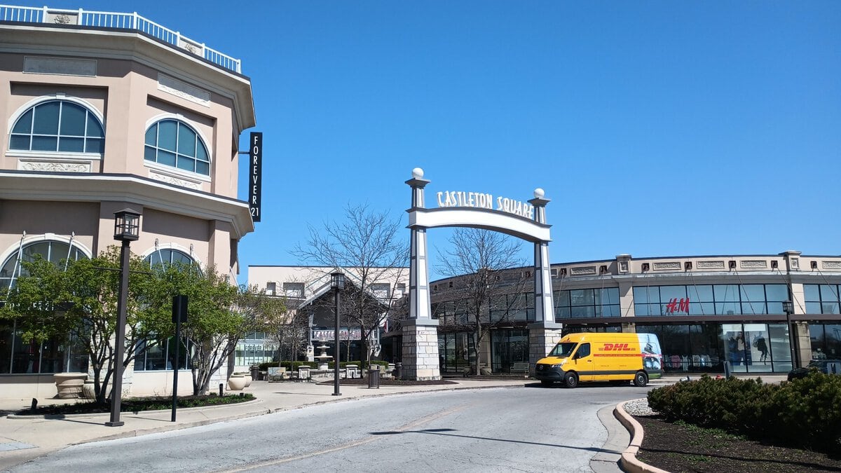 Castleton Square