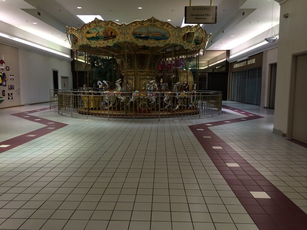 Decatur Mall in Decatur, AL