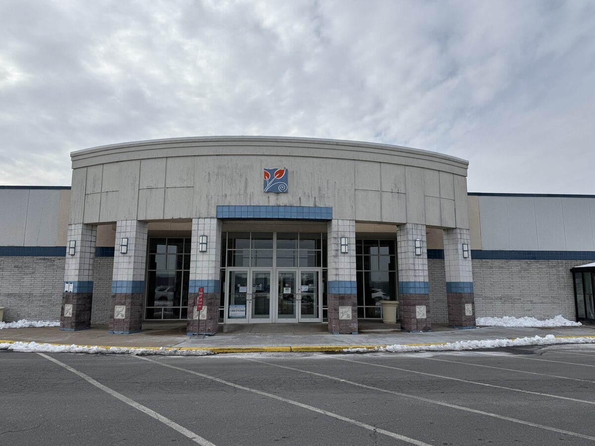 Fairlane Village Mall in Pottsville, PA: From a 1970s Twin-Cinema Mall to a Big-Box Survivor