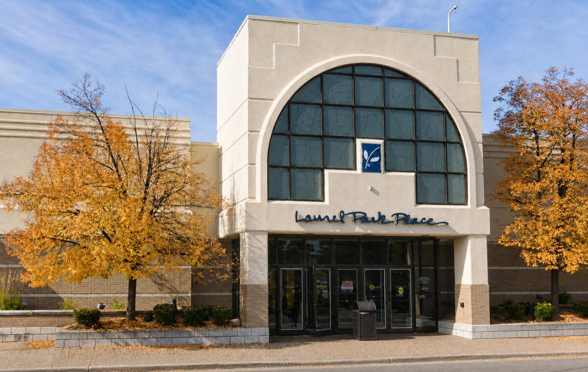 Laurel Park Place in Livonia, MI