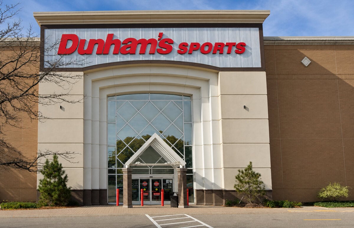 Laurel Park Place in Livonia, MI