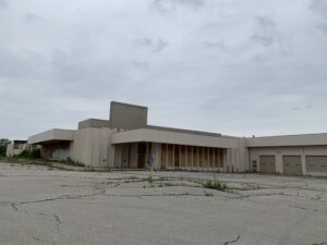 US Malls 351 Leavenworth Plaza