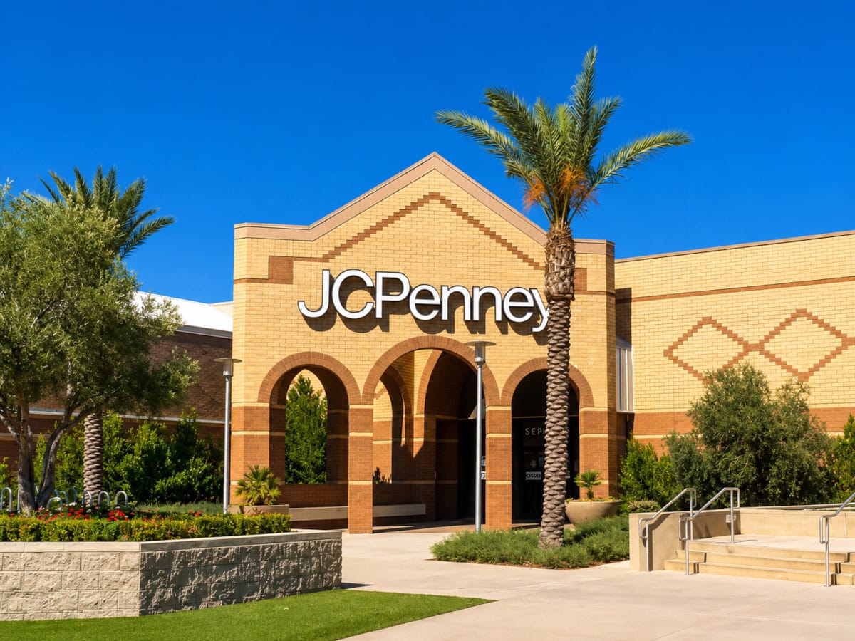 Antelope Valley Mall is still the only regional mall ever built in Palmdale, CA 10 Mershops Antelope Valley Mall