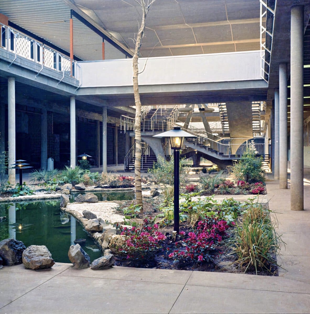 Park Plaza Shopping Center