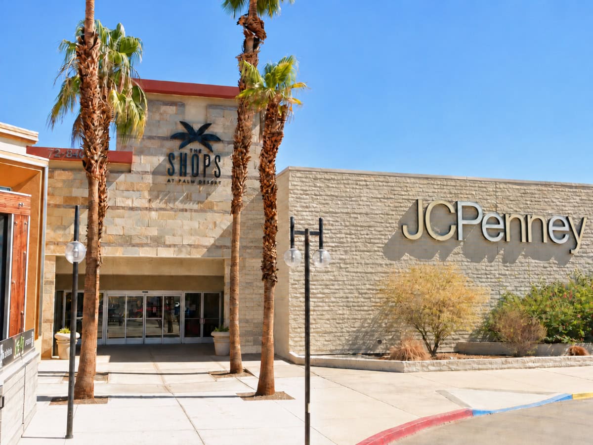 The Shops at Palm Desert