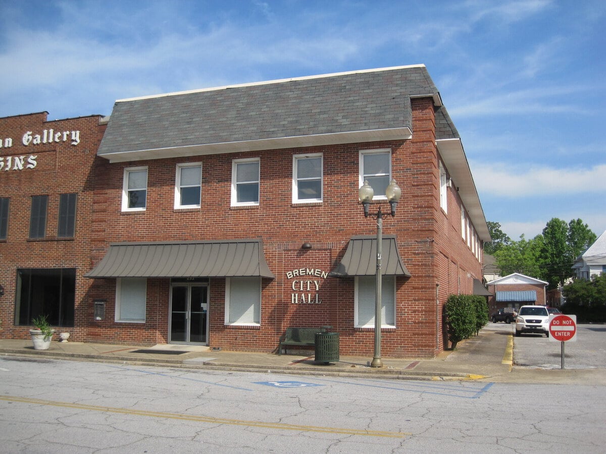 The West Georgia Town Where $300,000 Still Buys a House, but Not an Easy Decision 13 Bremen Georgia