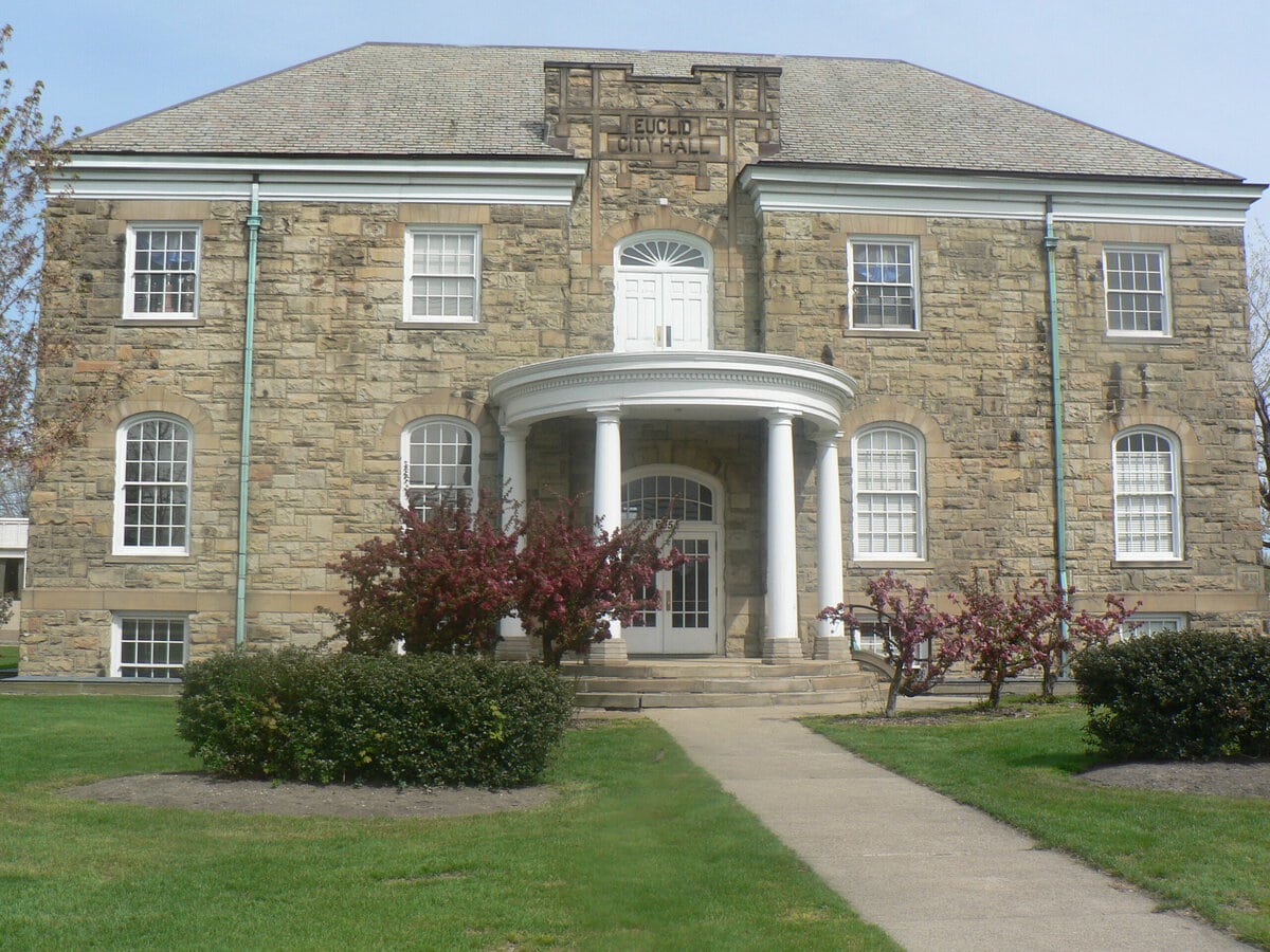 Lake Erie Access and $150,000 Home Values: Living in Euclid, Ohio 4 Euclid, Ohio