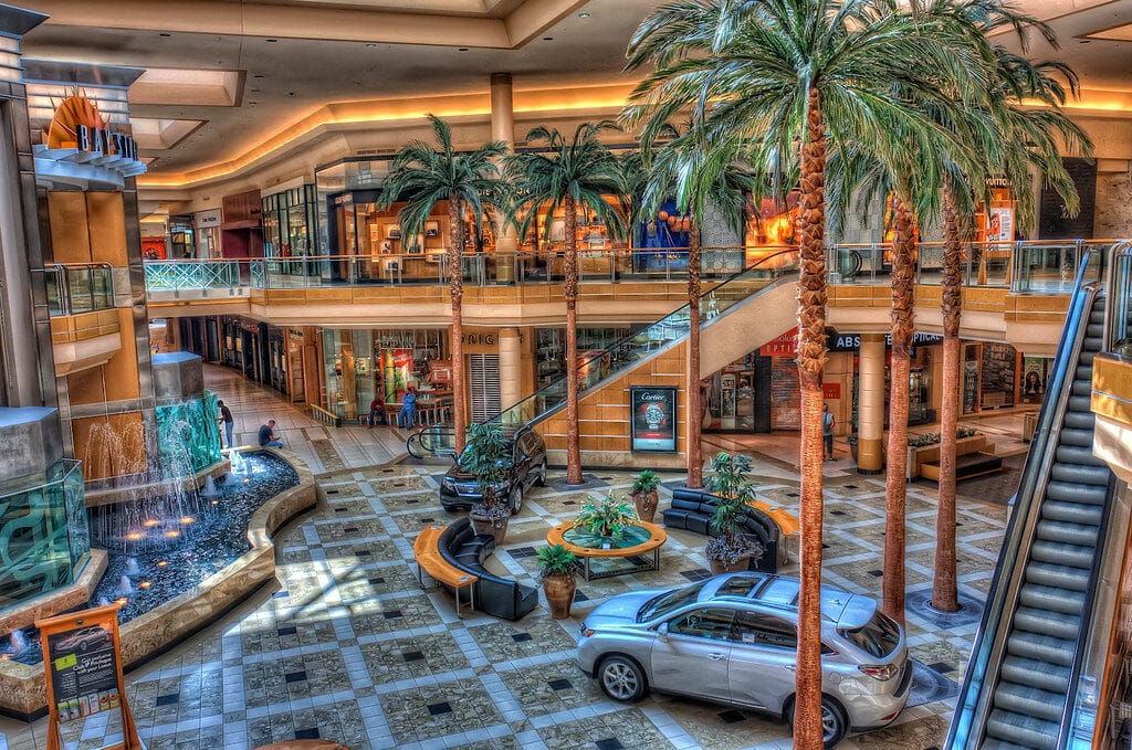 International Plaza
