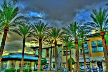 Kierland Commons