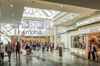 Lakeside Shopping Center