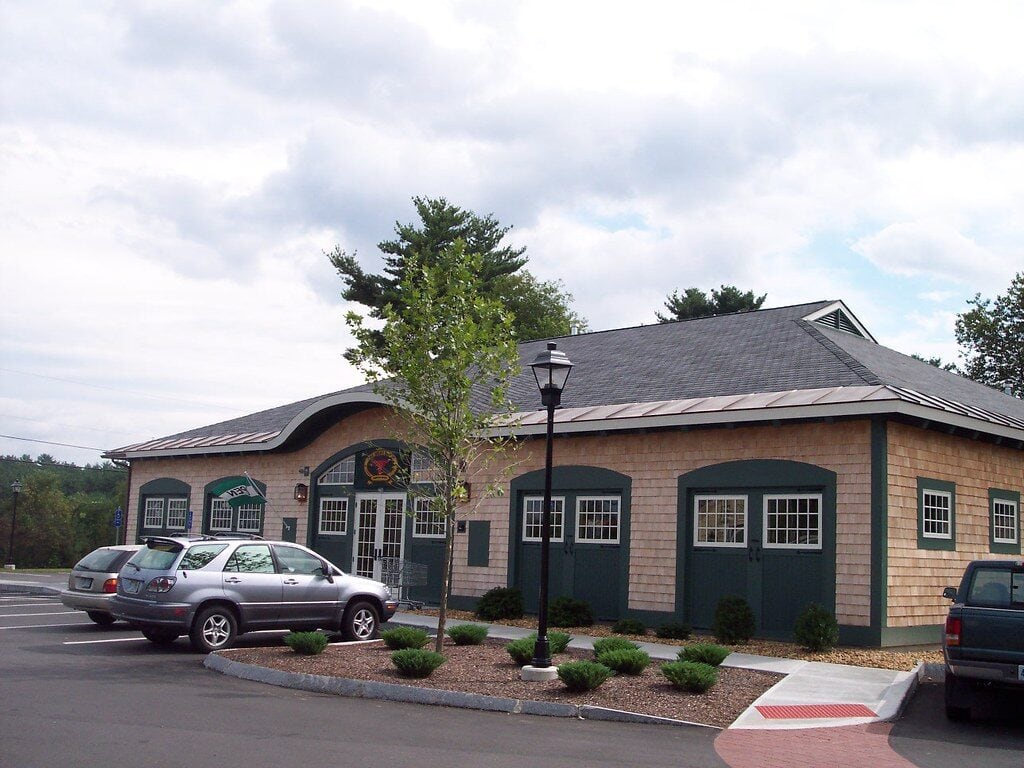 The New Hampshire suburb where strong schools, wooded lots, and high costs come together 12 Meat Market, Bedford NH