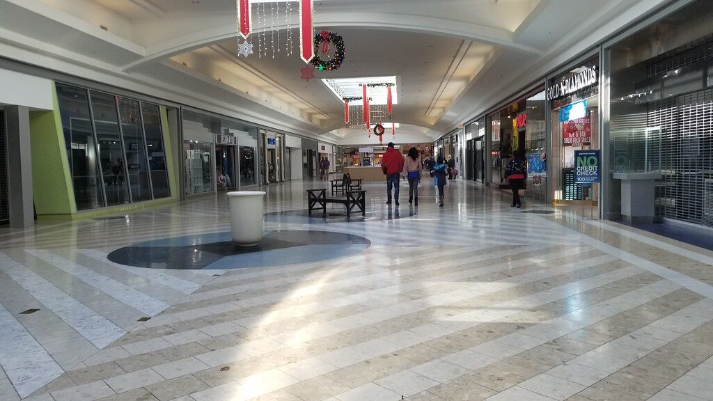 Military Circle Mall