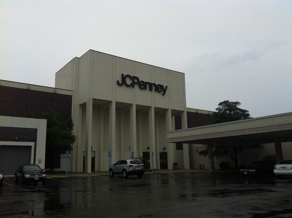 Military Circle Mall