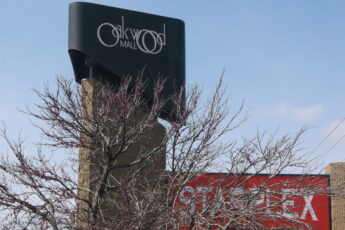 Oakwood Mall in Enid, OK: The Mall That Made West Garriott Road, Then Lost to It 6 Oakwood Mall