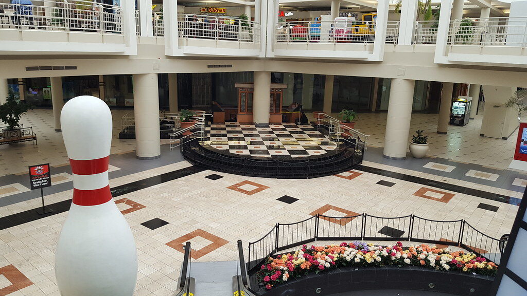 Decades of Change at Orlando Fashion Square Mall in Orlando, FL: From Sears to Sale Listing 11 Orlando Fashion Square