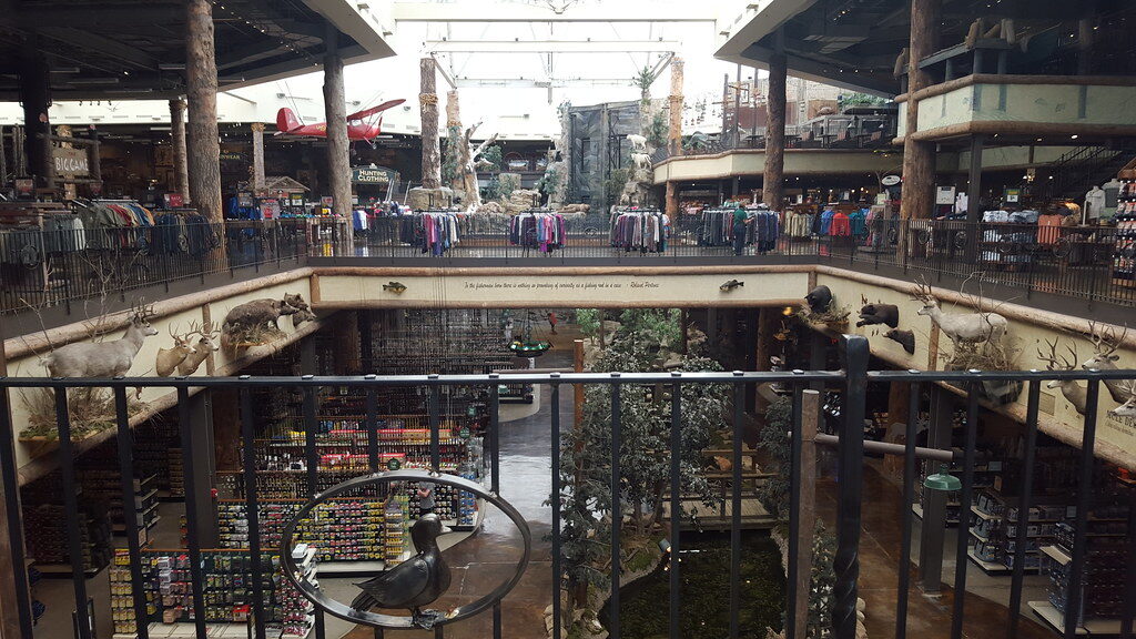 River Falls Mall in Clarksville, Indiana: The Indoor Fair That Vanished Above The Stores 14 River Falls Mall
