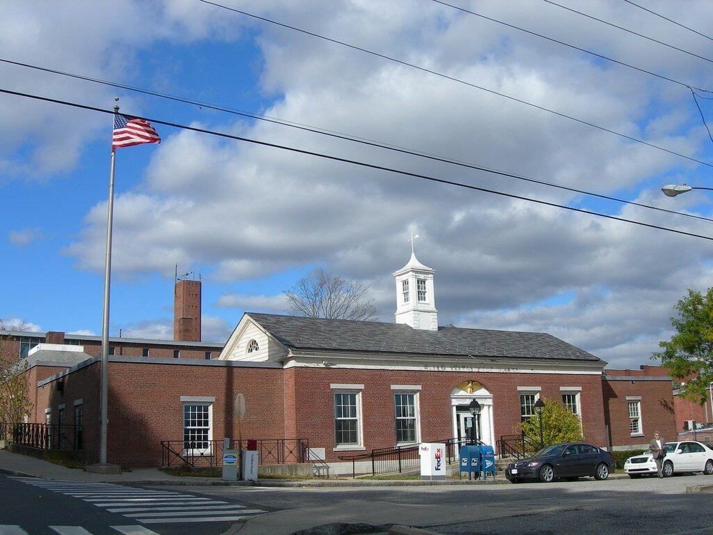 Living in Shelton, Connecticut: A River City That Turns Wooded Fast 10 Shelton, Connecticut