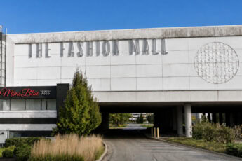The Fashion Mall at Keystone in Indianapolis, IN