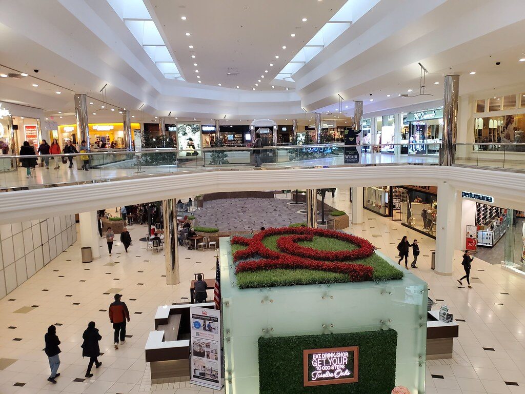 Twelve Oaks Mall