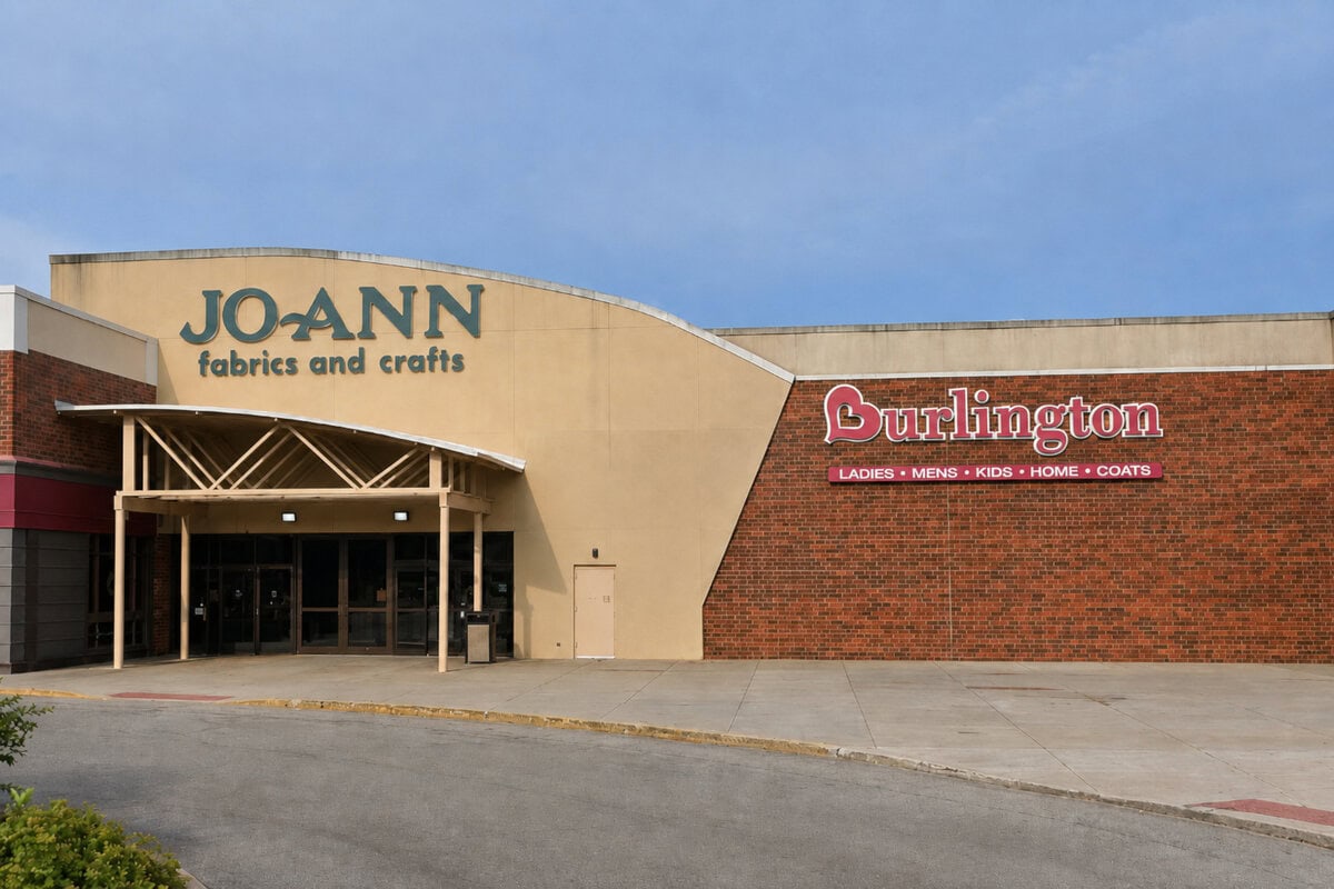 Village Mall in Danville, IL Outlived Target, JCPenney, Sears, and Carson's, and It's Still Open