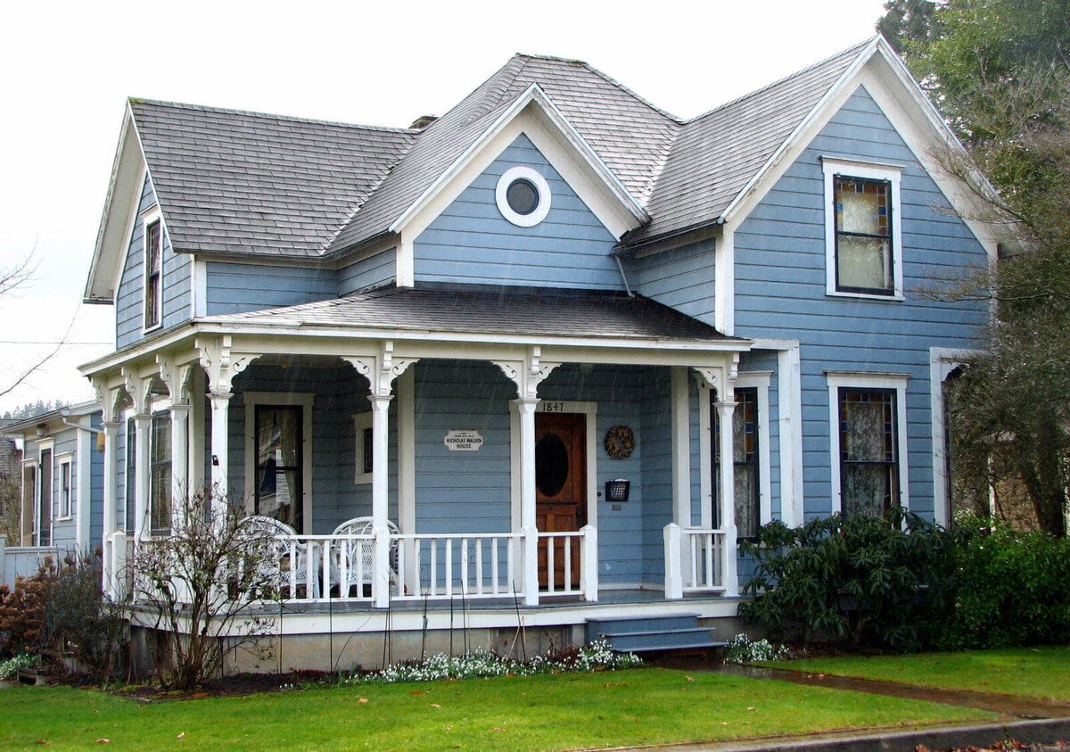 This Oregon Town Sits Beside the Biggest Waterfall in the Pacific Northwest. Should You Retire There? 9 West Linn, OR