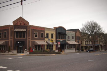 This Oregon Town Sits Beside the Biggest Waterfall in the Pacific Northwest. Should You Retire There? 9 West Linn, OR